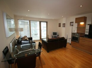 2 bedroom flat for rent in Mackenzie House, Chadwick Street, Leeds, West Yorkshire, LS10