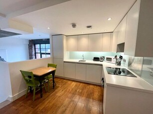 2 bedroom flat for rent in New York Road, Leeds, West Yorkshire, UK, LS2