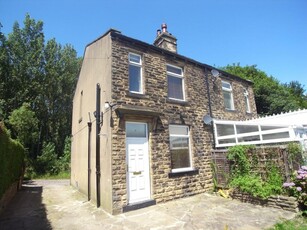 2 bedroom house for rent in Priesthorpe Lane, Farsley, Pudsey, West Yorkshire, LS28