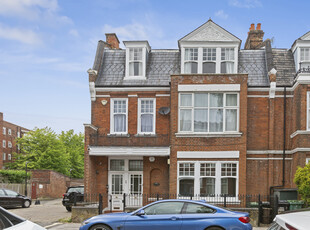 2 bedroom property for sale in Glenloch Road, London, NW3