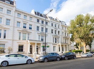 2 bedroom property for sale in Randolph Avenue, London, W9