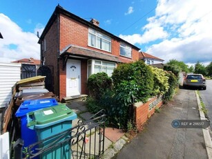 2 bedroom semi-detached house for rent in Windsor Drive, Audenshaw, Manchester, M34