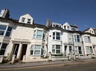 3 bedroom maisonette for rent in Viaduct Road, Brighton, BN1