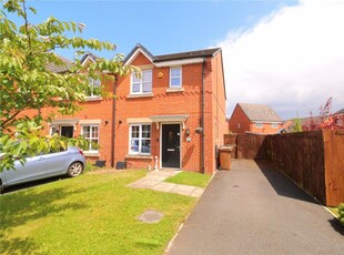 3 bedroom semi-detached house for rent in Woodhouses Avenue, Audenshaw, Manchester, Greater Manchester, M34