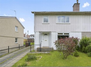 4 bed semi-detached house for sale in Easthouses