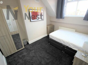 5 bedroom house share for rent in Room 5, Hough Lane, Bramley, Leeds, LS13 3PT, LS13