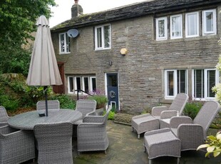 Cottage to rent in Towngate, Upperthong, Holmfirth, West Yorkshire HD9