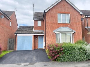 Detached house to rent in Central Drive, Wingerworth, Chesterfield S42