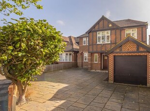 Detached house to rent in Cole Park Road, Twickenham TW1