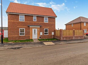 Detached house to rent in Davy Road, New Rossington, Doncaster DN11