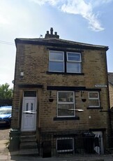 Detached house to rent in Main Road, Denholme, Bradford BD13