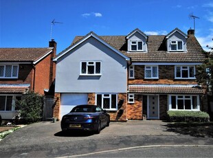 Detached house to rent in Restormel Close, Rushden NN10