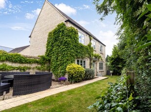 Detached house to rent in Tame Way, Fairford, Gloucestershire GL7
