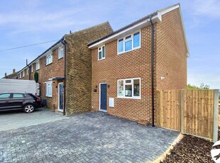 End terrace house to rent in Groombridge Close, South Welling, Kent DA16
