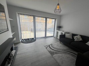 End terrace house to rent in Victoria Park, Bristol BS15