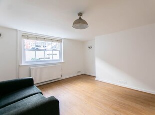 Flat to rent in Clarence Street, Cheltenham GL50