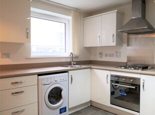 Flat to rent in Endeavour House, 1B Elmira Way M5