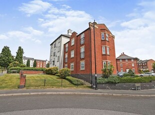 Flat to rent in Horseshoe Crescent, Great Barr, Birmingham B43