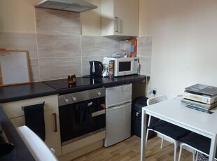 Flat to rent in Lower Parliament Street, Nottingham NG1
