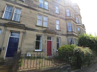 Flat to rent in Merchiston Crescent, Merchiston, Edinburgh EH10
