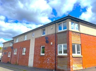 Flat to rent in Oakfield Drive, Motherwell ML1
