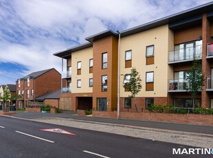 Flat to rent in Park View, Claypit Lane, West Bromwich B70