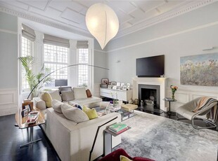 Flat to rent in Queen's Gate Place, London SW7
