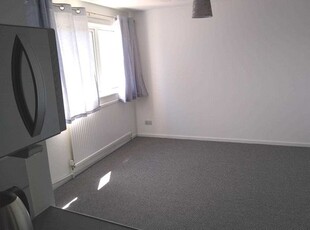 Property to rent in Arbour View Court, Northampton NN3