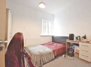 Room to rent in Albany Road, Coventry CV5