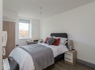 Room to rent in Beecroft Road, Cannock WS11