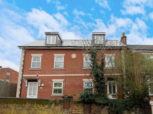 Semi-detached house to rent in Woodbridge Road, Ipswich IP4