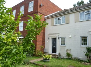 Terraced house to rent in Belgrave Close, Hersham, Walton-On-Thames KT12