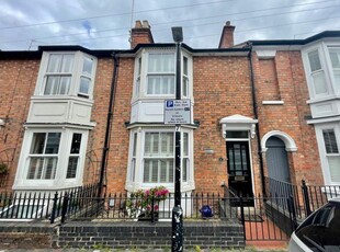 Terraced house to rent in West Street, Stratford-Upon-Avon CV37