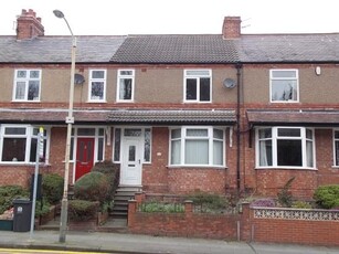 Terraced house to rent in Willow Road, Darlington DL3
