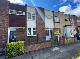 Terraced house to rent in Woodman Path, Hainault IG6