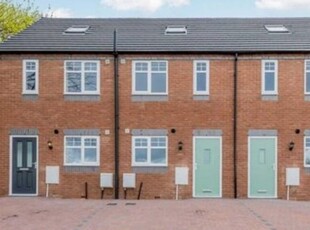 Town house to rent in Rutland Road, Longton, Stoke-On-Trent ST3