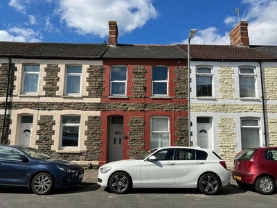 4 bedroom terraced house for sale Cardiff, CF24 4JL
