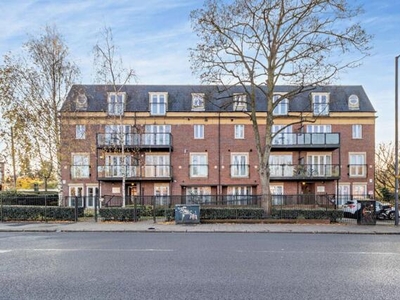 2 Bedroom Apartment For Sale In Pinner
