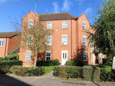 2 Bedroom Apartment For Sale In Warwick