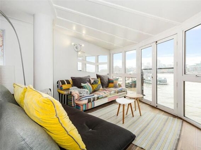 2 Bedroom Flat For Rent In
27 Bermondsey Wall West