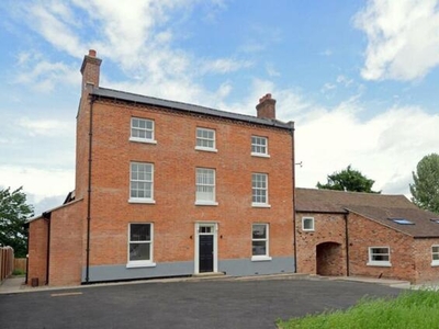 2 Bedroom Town House For Sale In Castlefields