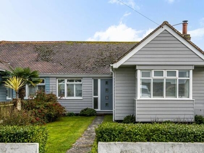 3 Bedroom Chalet For Sale In Bracklesham Bay