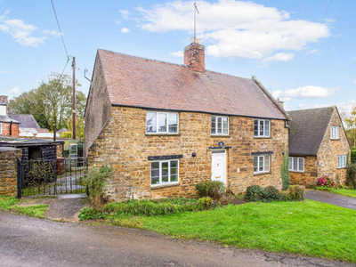3 Bedroom House For Sale In Banbury