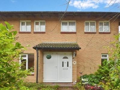 3 Bedroom Semi-detached House For Sale In Oldbrook, Milton Keynes