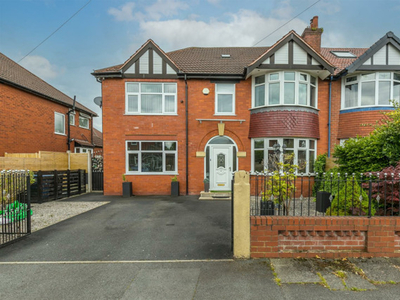 4 Bedroom Semi-detached House For Sale In Stretford