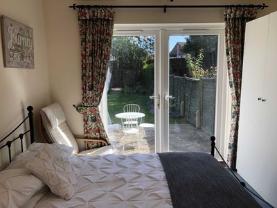 1 bedroom house share to rent Guildford, GU2 4DX