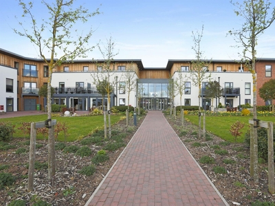 1 Bedroom Retirement Apartment – Purpose Built For Sale in Stratford-Upon-Avon, Warwickshire