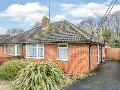 3 Bedroom Bungalow For Sale In Allbrook, Hampshire