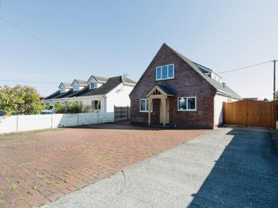 3 Bedroom Bungalow For Sale In Kinmel Bay, Conwy