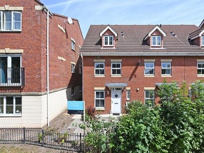 3 Bedroom House For Sale In Sovereign Park, York